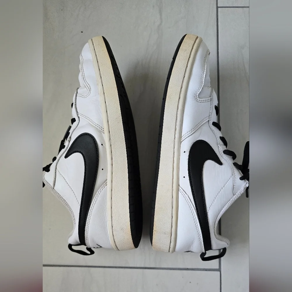 Nike Court Borough Size 6.5Y White Black Casual Sneakers